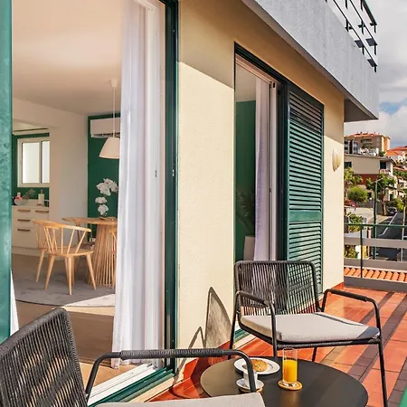 Lido I By An Island *