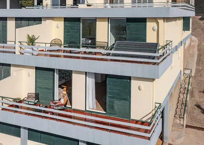 Lido I By An Island *